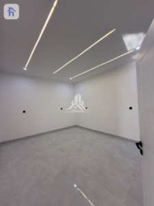 4 Bedroom House in Ashti City 1 image 17