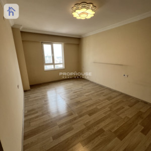 Spacious 3-Bedroom Apartment Resim 10