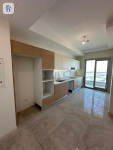 Elegant Apartment with 2 Bedrooms Image 3