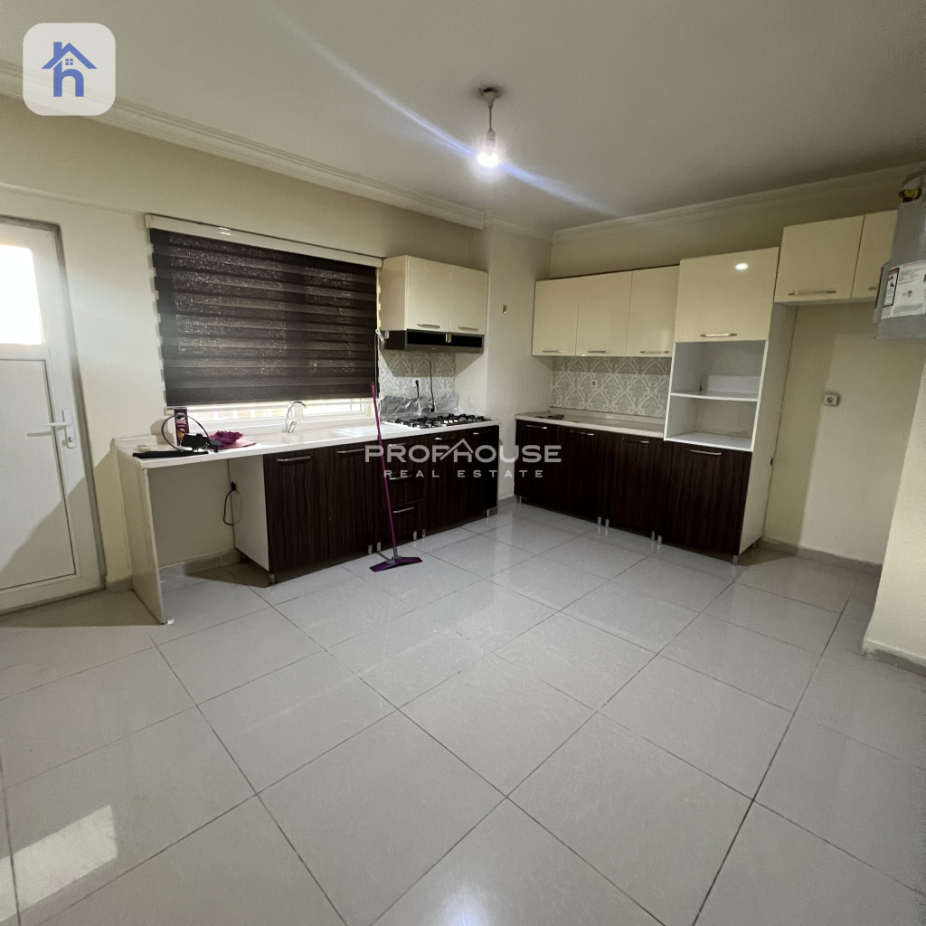Modern 3 Bedroom Apartment