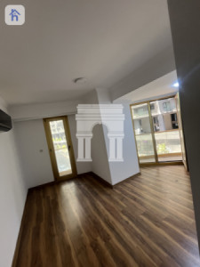 Spacious apartment in Roya Tower Image 6