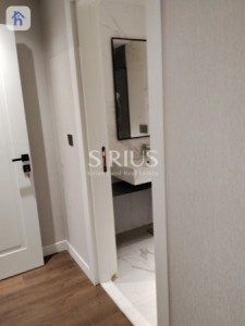 Chic One-Bedroom Apartment for Rent Resim 9