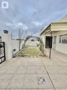 One Floor House image 2