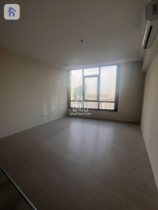 Apartment in Prime location with 1 room Image 4