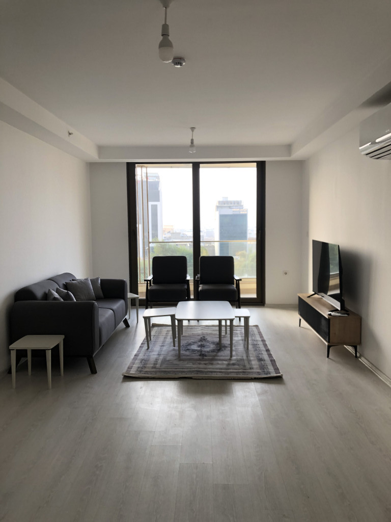 شوقەی ڕاخراو بۆ کرێ