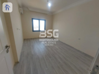 Modern 1-Bedroom Apartment Image 4