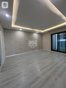 Spacious Apartment with 4 Bedrooms Resim 5