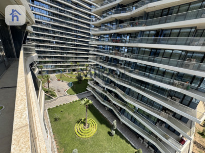 Spacious Apartment with 2 Bedrooms Image 9