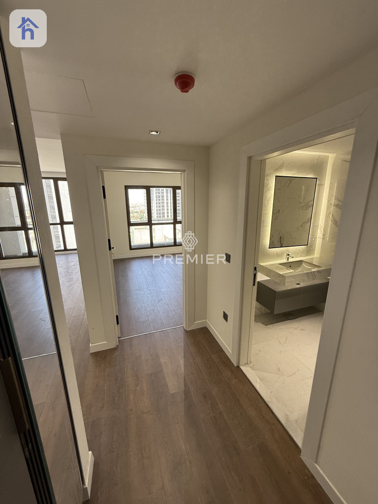 Modern 1 Bedroom Apartment in Boulevard