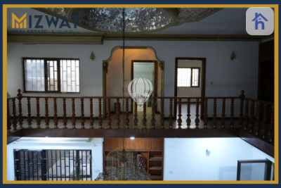 منزل تجاري فسيح في الدورة صورة 11