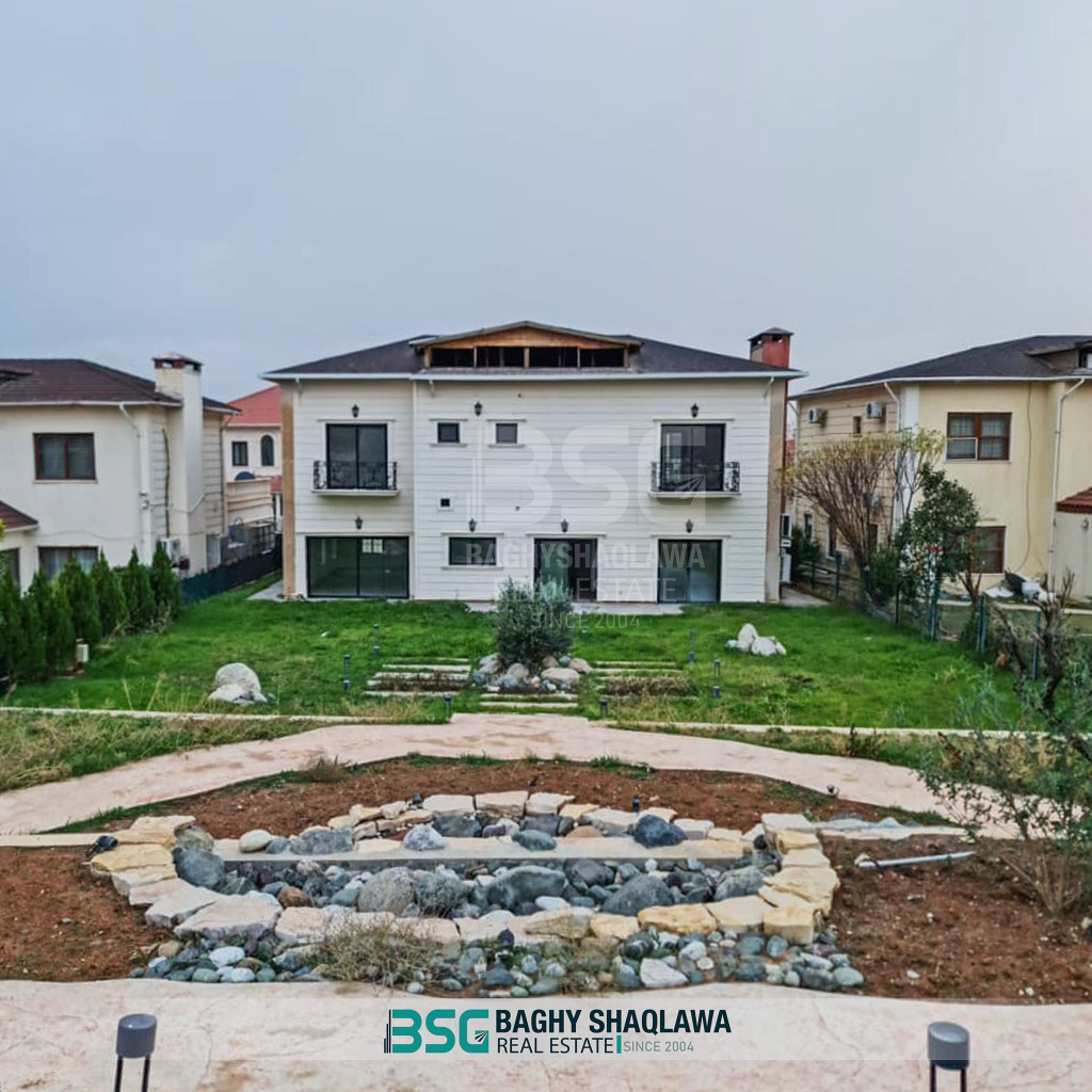 Villa for sale in American Village Resim 2