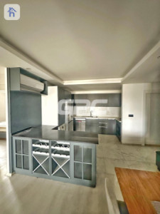 Cozy Apartment in Empire Pearl Towers image 6