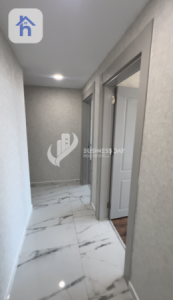 Modern Apartment Image 6