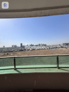 Luxurious Apartment with Park View image 18