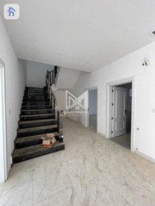 Modern House image 7