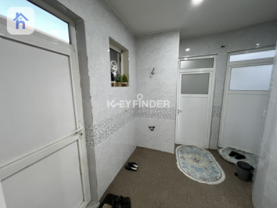 Furnished home with 5 bedrooms Image 13