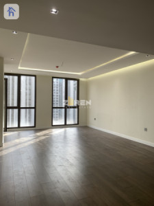 Modern Apartment in Central Location Image 3