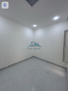 بيت واسع مع 4 غرف نوم صورة 5