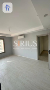 Modern Apartment with 2 Bedrooms Image 6