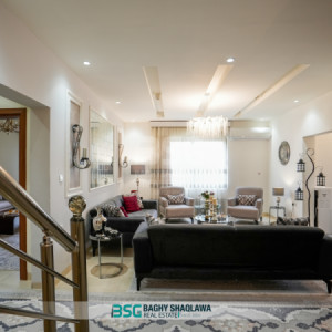 Corner House Image 11