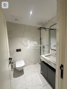 Modern 4 Bedroom Apartment, Spacious Living image 26