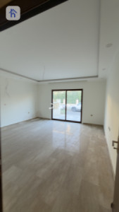 Spacious Family Home in American Village Resim 15