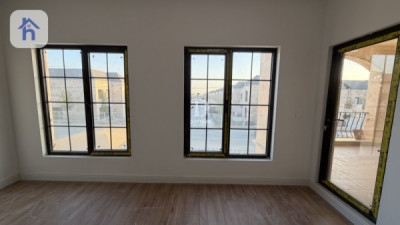 Modern House image 7
