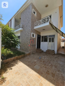 خانوو بەرامبەر باخچە image 2