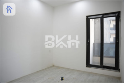 Modern 1-Bedroom Apartment with Stunning Views image 8