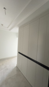 معيشة عصرية في منطقة مرغوبة صورة 4