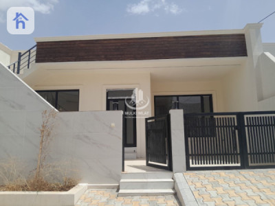 One Floor House image 2