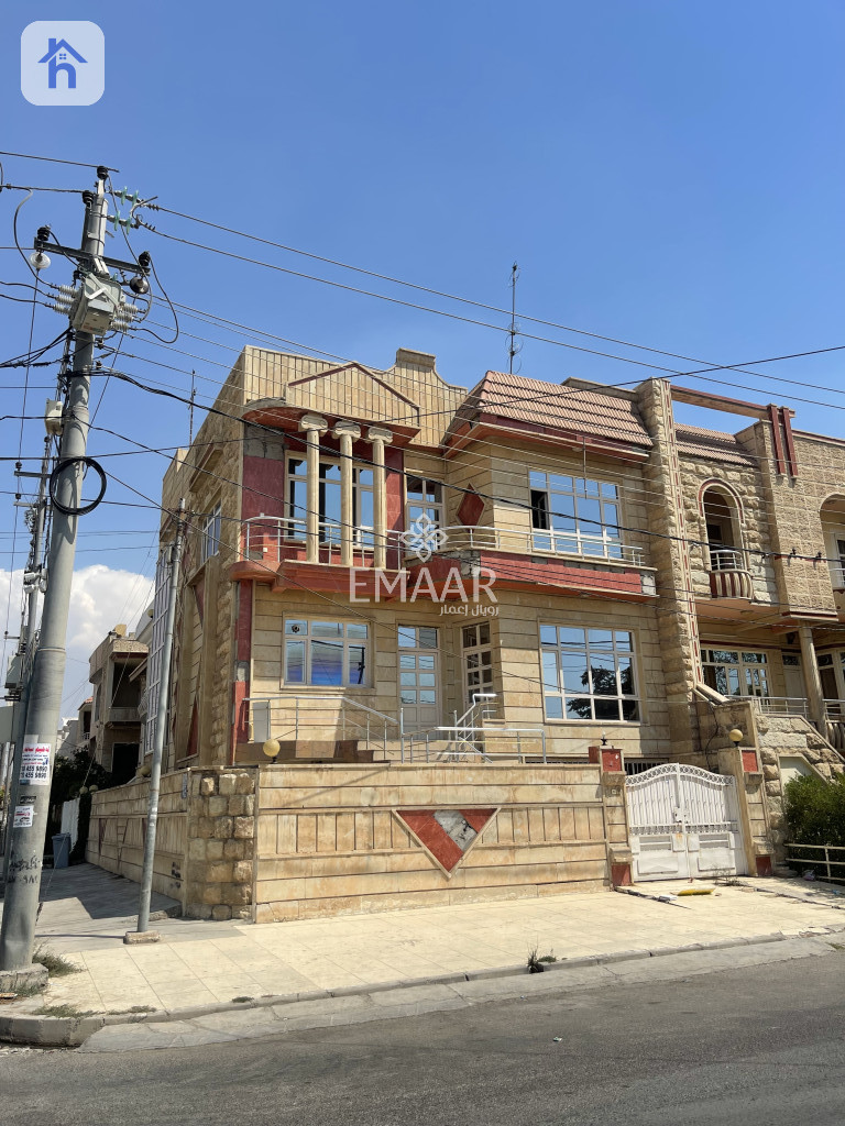 خانووی ڕوکن