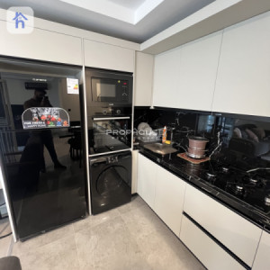 Chic Studio Apartment in Rami Towers Resim 8