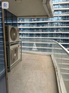 Modern Apartment in Prime Location Image 7