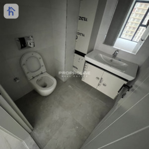 Modern Apartment Image 5