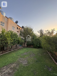 Spacious 5-Bedroom House in Italian Village 1 image 5