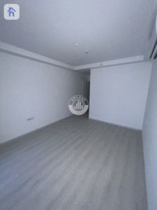 Luxurious 3-bedroom apartment with great views Image 9