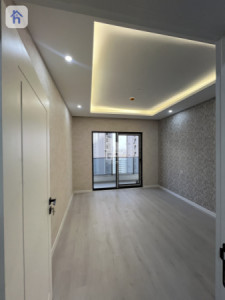 Spacious Apartment with 2 Bedrooms Image 4
