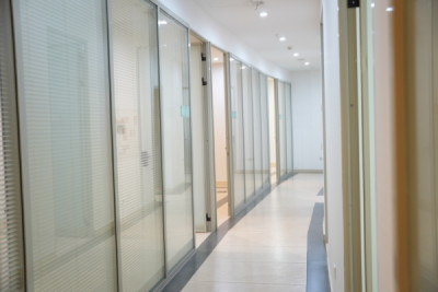 Modern office in prime location image 13