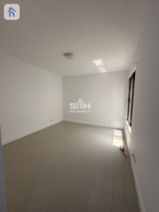 Spacious House in Dream City image 14