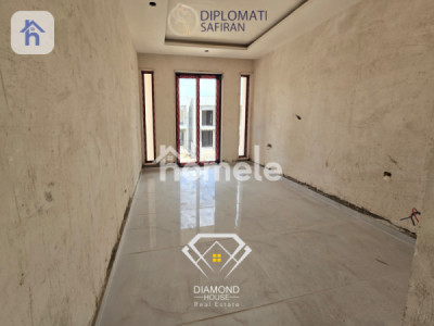 Family House with Multiple Rooms Image 8