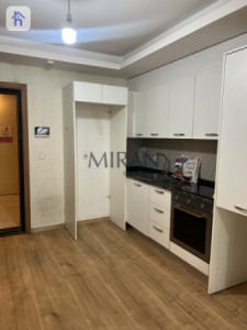 Cozy one bedroom apartment in Star Towers image 2