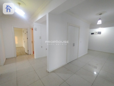 Spacious 3 Bedroom Apartment in MRF 4 Towers Image 3
