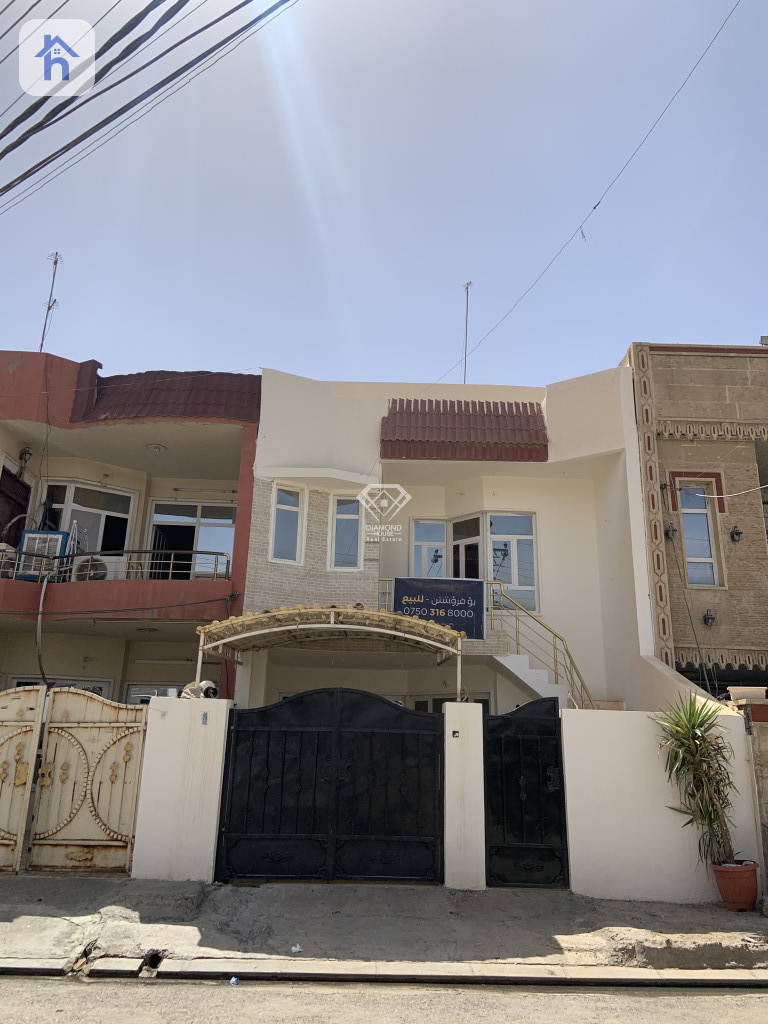 Spacious House in Roshnbiri 2