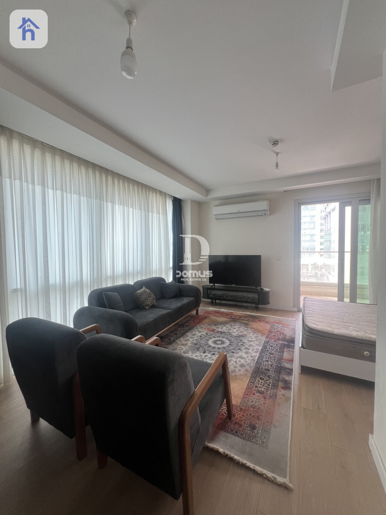Cozy furnished studio in Empire Wings