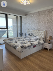 Modern Apartment in Star Towers Image 4