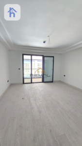 Spacious Apartment with 2 bedrooms image 5