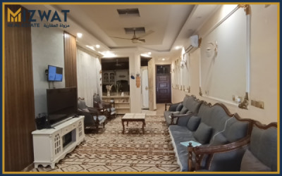 Spacious Family Home in Baghdad Image 3