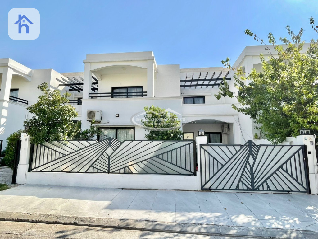 Modern 4 Bedroom House for Sale