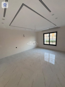 Spacious Family Home in Erbil Image 10